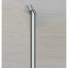 Poste para la fijación de rodillos